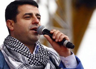 سەلاحەدین دەمیرتاش بەحس ل رەوشا نوکە یا کوردان دکەت