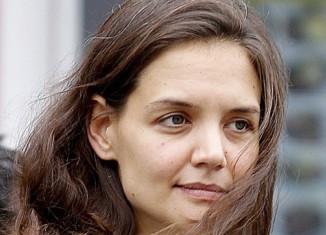 ھەکە جوانیا پرچێ تە ھاتە تێکدان دێ قەستا کێ کەی؟