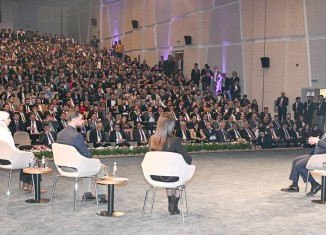 مەسرور بارزانی د ئێكەمین دیدارا لاوان دا ل دهۆكێ: پێدڤیە حوكمەتا هەرێمێ دەلیڤەیان بۆ گەنجان پەیدا بكەت تاكو پاشەڕۆژەكا باشتر بۆ خوە ئاڤا بكەن