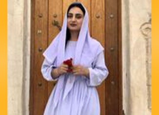 پێدڤیە ئەكتەرێن كچ پشتەڤانیا هەڤدۆ بكەن