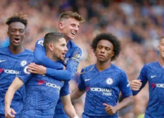 چێلسی 13 یاریزان دوورئێخستن