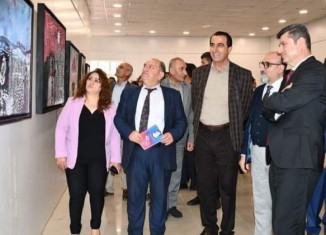 پێشانگەهەكا شێوەكاری بۆ (ئازا حەسیب قەرەداغی) ل دهۆكێ هاتە ڤەكرن