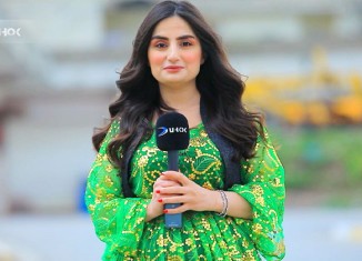 گرنگە ژنێن رۆژنامەڤان پشتەڤانێن ئێك بن