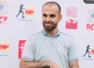 ژبەرهەڤژینا خوە بوویە وێنەگر