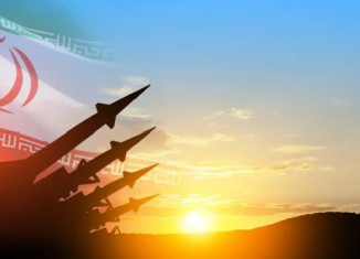 ئیران گەفا لێدانا بنگەهێن ئەمریکا یێن ل رۆژهەلاتا ناڤین دکەت