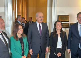 دەم پارتی داخـواز دکـەت کو پەرلـەمانێ تورکـیا ب ئەرکـێ خـوە رابیت