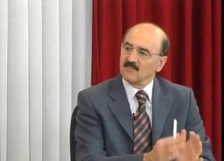 ئەحمـەد شـەرع نەشێت حوکـمی ل هـەموو سـووریێ بکـەت