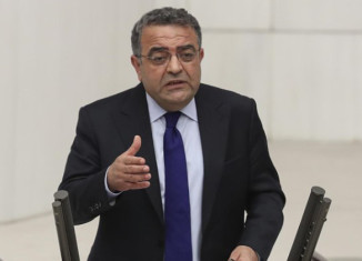 دڤێت پەرلەمانێ تورکیا ببیتە ناڤەندا چارەسەرکرنا پرسا کوردی