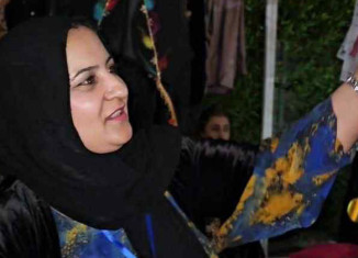 گرنگە ژن ژی وەكو زەلامان كاربكەن