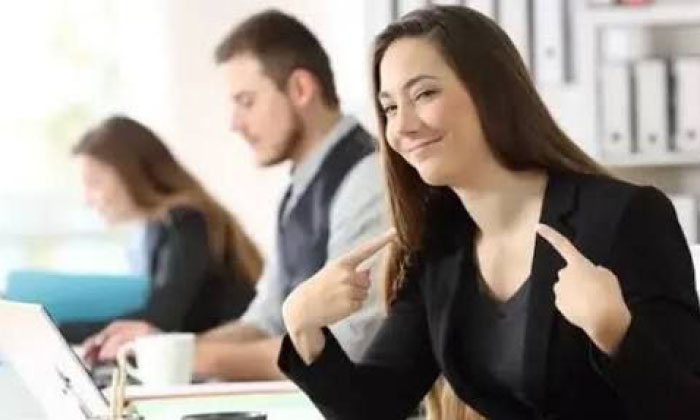 مرۆڤێن نەرجسى خودان کەساتیەکا لاوازن