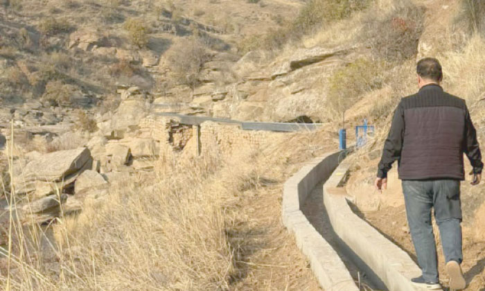 جۆیا گوندێ گوهەرزێ دهێتە چێکرن