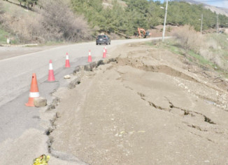 چەندین جادەیێن سەرەكی ل دەڤەرا ئامێدیێ ژ ئەنجامـێ بارانان ژ كار كەفتینە