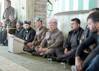 سەرۆك بارزانی پشكداریێ د پرسەیا شەهیدێن گوندێ زەرگەزەوی دا دكەت