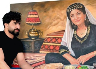 پتر حەز ژ چێكرنا وێنەیێن مرۆڤان دكەت