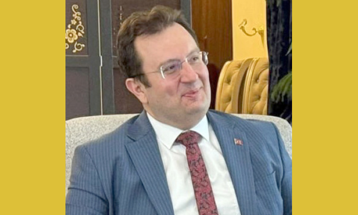 ئێرمان تۆپچۆ دێ كار بۆ بەرفرەهكرنا ئاستێ هەڤكاریێن ئابۆری و بازرگانی