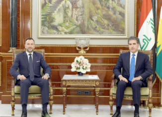 نێچیرڤان بارزانی و بالیۆزێ ئیتالیایێ پەیوەندیێن هەولێر و رۆمایێ گەنگەشە دكەن