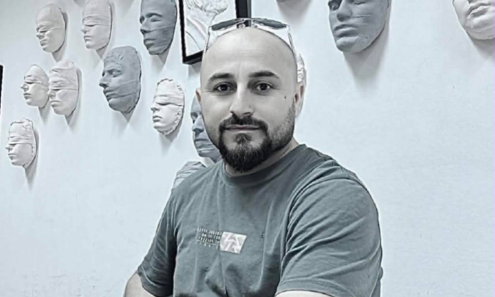 پەیکەرێن من تنێ بۆ جوانیێ نینن