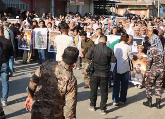 ڕەوش ل رۆژئاڤـایێ کـوردستانێ یا ئالـۆزە و خـوەنیشادان بەرفرەهتر دبن